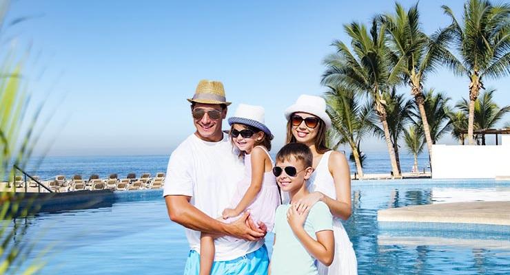 WINTER IS BETTER WHEN YOU TRAVEL! Krystal® Puerto Vallarta WINTER IS BETTER WHEN YOU TRAVEL! Krystal® Puerto Vallarta