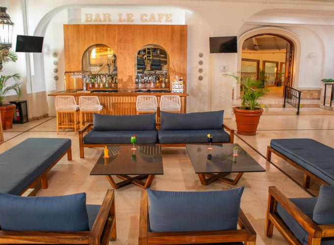 Le Cafe Lobby Bar Krystal® Puerto Vallarta Le Cafe Lobby Bar Krystal® Puerto Vallarta
